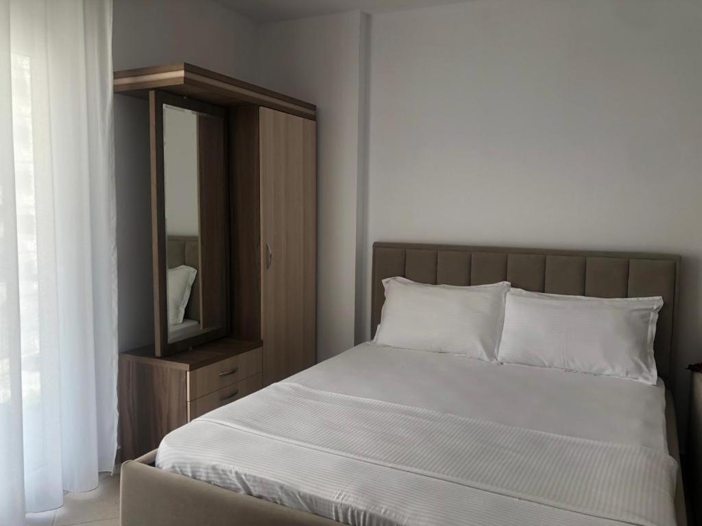 Hotel Mario, Shëngjin מראה חיצוני תמונה